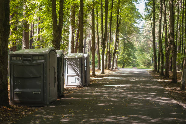 Best Portable bathroom rental  in Thonotosassa, FL